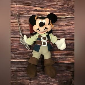 Walt Disney world pirates of the Caribbean Mickey Mouse plush -NWT 11 inch